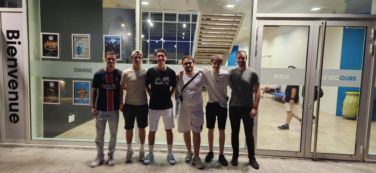 bL4SEZcs's tweet image. TOP 2 sous le MIX "Backpack" à cette HopLan..
Toujours un plaisir d'aller en LAN et surtout de jouer sur scène.
Bj à BANGS pour la victoire.
Hâte de faire les prochaines LANs en équipe avec @3DMAXGaming ACA pour tout détruire 👹💪