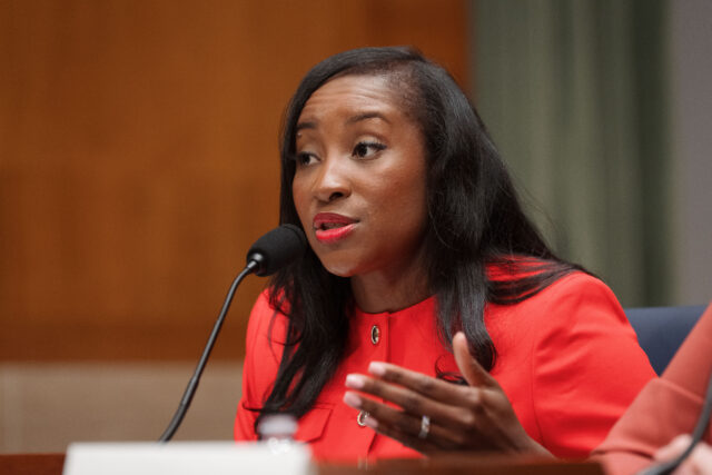 IWF's tweet image. 💼 Portable Benefits Get Their Day in the Senate | @PatricePinkFile
Last week, Patrice joined a panel of experts to testify before @GOPHELP on portable benefits.
"We are encouraged that despite the efforts of the left to push for mass reclassification of workers, energy and…