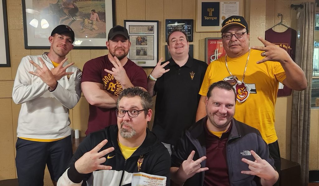 andrewtaylor09's tweet image. Happy birthday to an all-time great Sun Devil, @ProducerWes!! Thanks for all you do for your #SunDevilFamily, my man!! Hope it’s a great one! 😈🔱🍻 #GoDevils #ForksUp #ActivateTheTailgate #CraftyAF