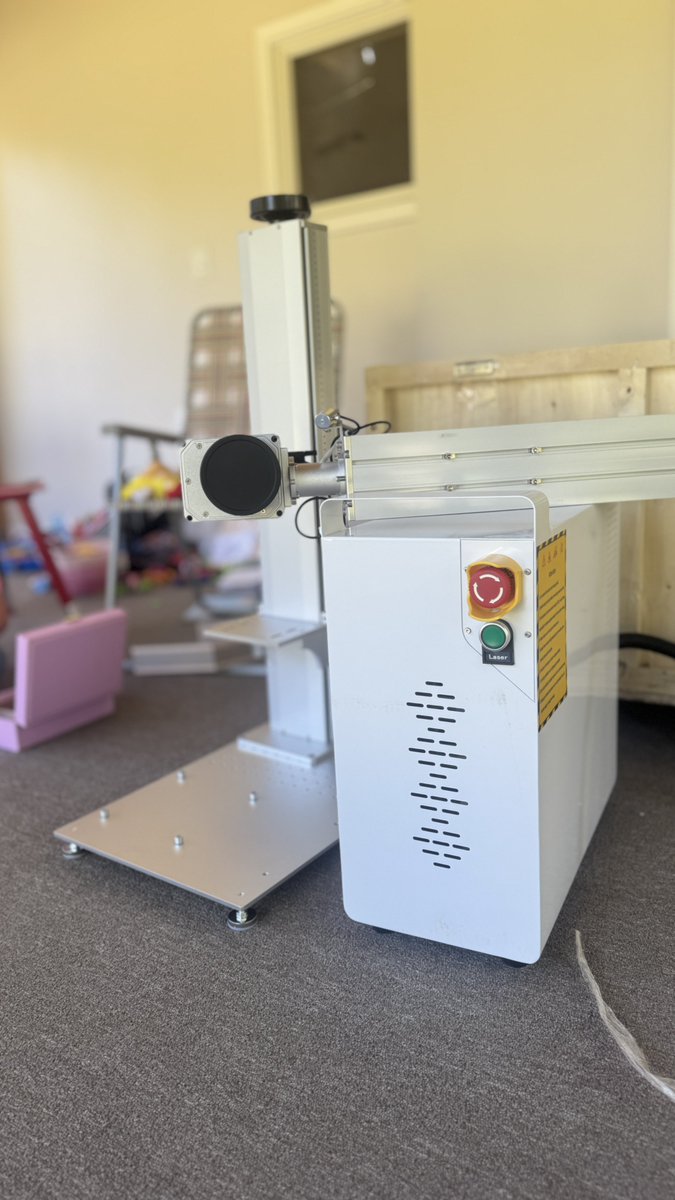 SharkWitLasers's tweet image. It’s LASER TIME!!!!!!!! 🙌 
200Watt Mopa M7