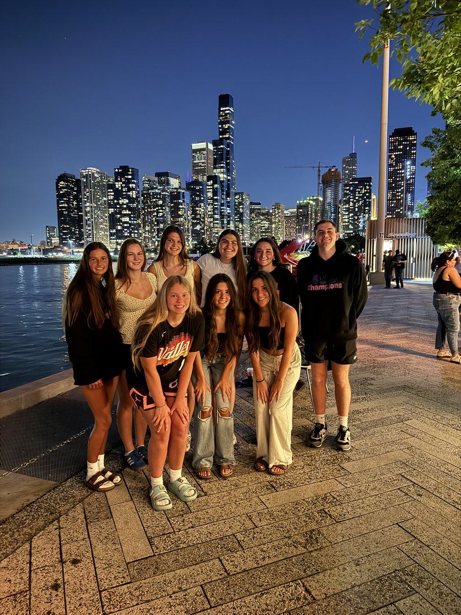 1️⃣7️⃣u White ⚪️ completes the season STRONG 💪🏻 as they wrap up with a 3️⃣-3️⃣ record at the Nike TOC in Chicago‼️

This group put some pieces 🧩 together when it mattered! Keep an eye out for these individuals this winter, thanks for choosing us!

#SanfordSports | #TogetherAsOne