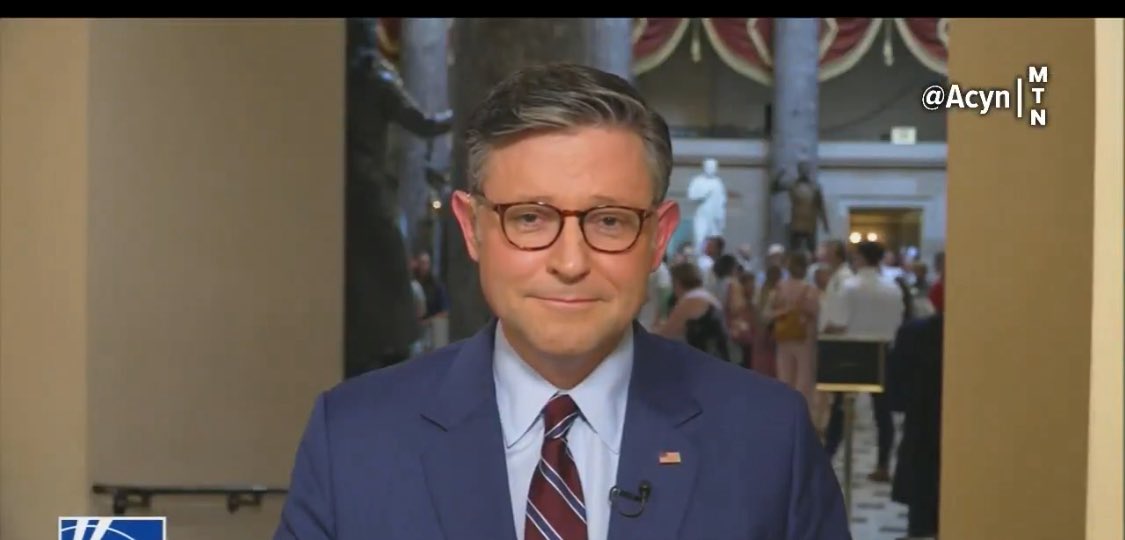 chrisszeed's tweet image. I don’t know about anyone else but I’m sick & tired of seeing this disgusting excuse of a person face & plus trying to act like Trump does nothing wrong. He calls himself a Christian but he is not. He sticks up for a lying cheating felon who is ruining this country in the ground!