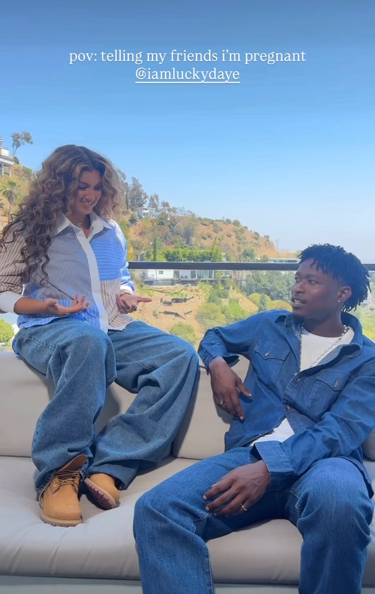 tkhq8's tweet image. TORI KELLY AND LUCKY DAYE COLLAB INCOMING