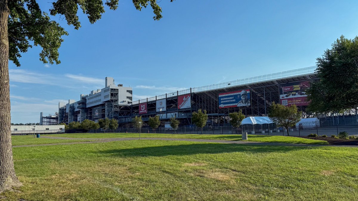 MonsterMile's tweet image. And just like that, it’s over. 😢
Already counting down to 2026.