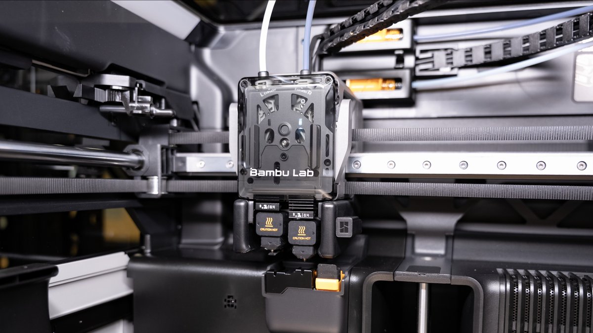 microcenter's tweet image. The Bambu Lab H2D is GARGANTUAN when it comes to build volume and feature set, but it&apos;s easier to set up than you might think! Learn how on Micro Center News: micro.center/b8875c