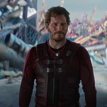 LEEEEEEGENDARY's tweet image. "...Seriously, who's gonna tell Loki that outfit is terrible..."
"The horns are a little much."