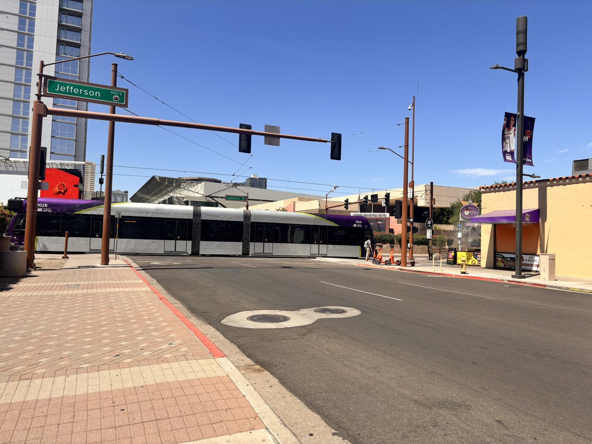 Pat77432407's tweet image. EST-CE BRUNO MARCHAND A VISITÉ LE TRAMWAY DE PHOENIX?
Pas un chat à l’intérieur, soit dit en passant!!