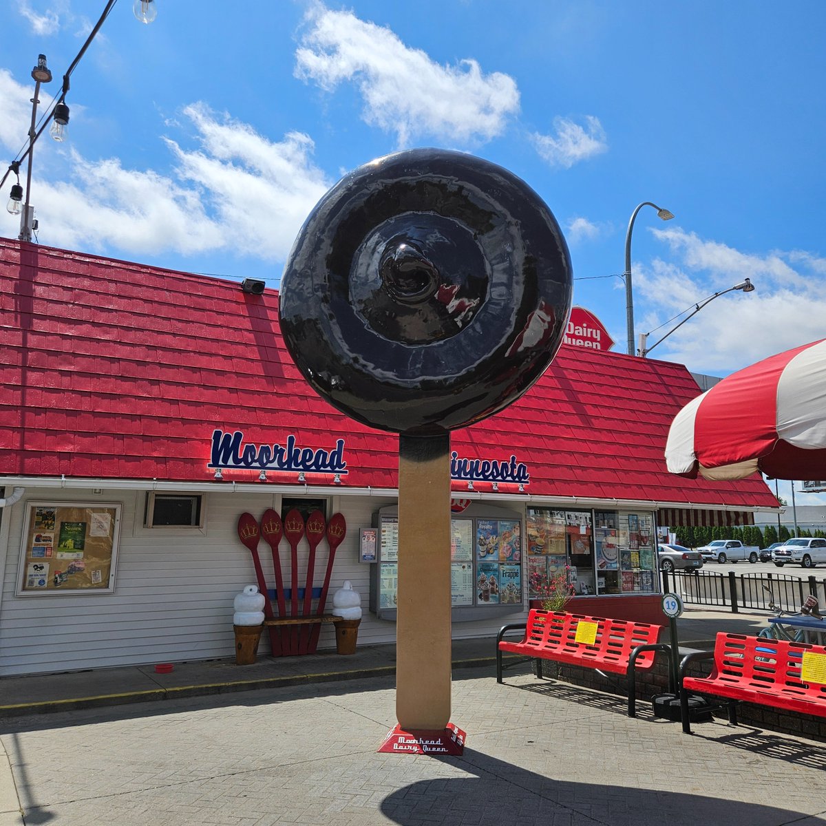 joefav's tweet image. Second stop. The @DairyQueen in #moorhead, Minnesota where the #dillybar was invented. Not exactly the first #Carvel we found Saturday but close!
