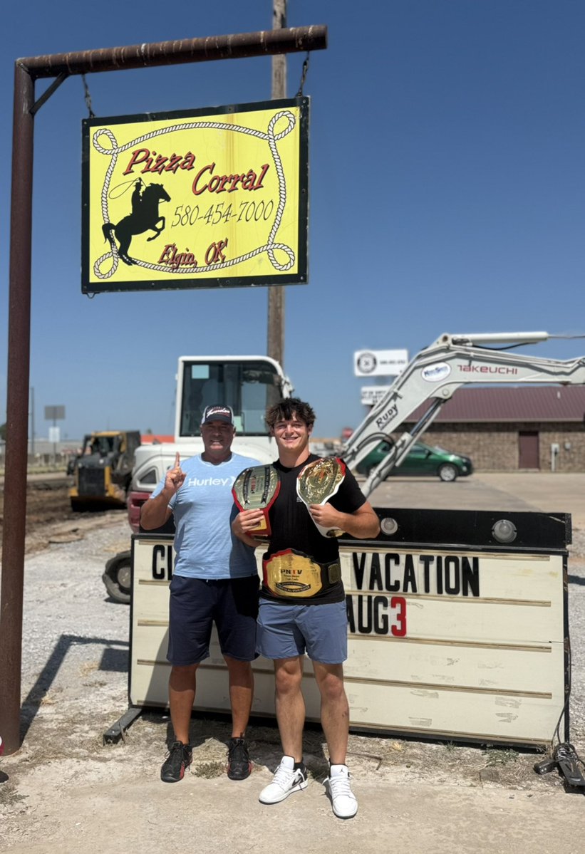 PrepNation_TV's tweet image. #OKPrepStory: @RitsonMeyer strikes PNTV
Gold, as the 2024 Class 4A Football Player
of the Year; 2025 Class 5A Wrestler of the
Year: and 2025 Class 5A All State in Spring
Baseball. Congratulations Ritson! #PNTV
#PNTVElite #OKPreps