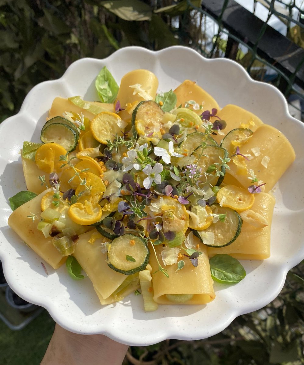 crystallisedfig's tweet image. Buttery miso, leek, and courgette paccheri with grated Fior delle Alpi cheese… the best pasta I’ve ever had