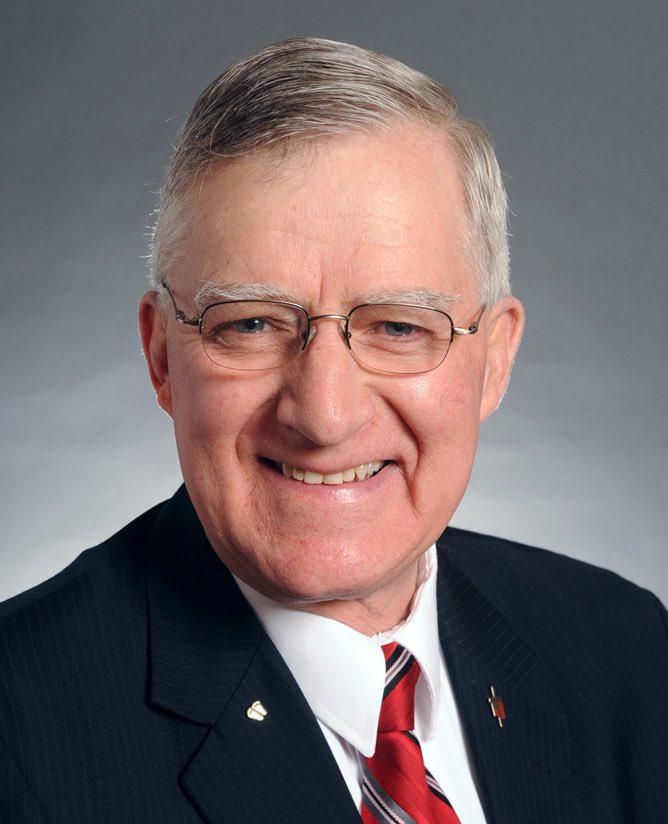 AndrewMathewsMN's tweet image. I’m very saddened to hear of the passing of my friend and colleague Sen. Bruce Anderson. He personified quiet strength. He was a strong believer and man of faith, a family man, a veteran, and he represented his district very well. Praying for his entire family. ✝️🙏