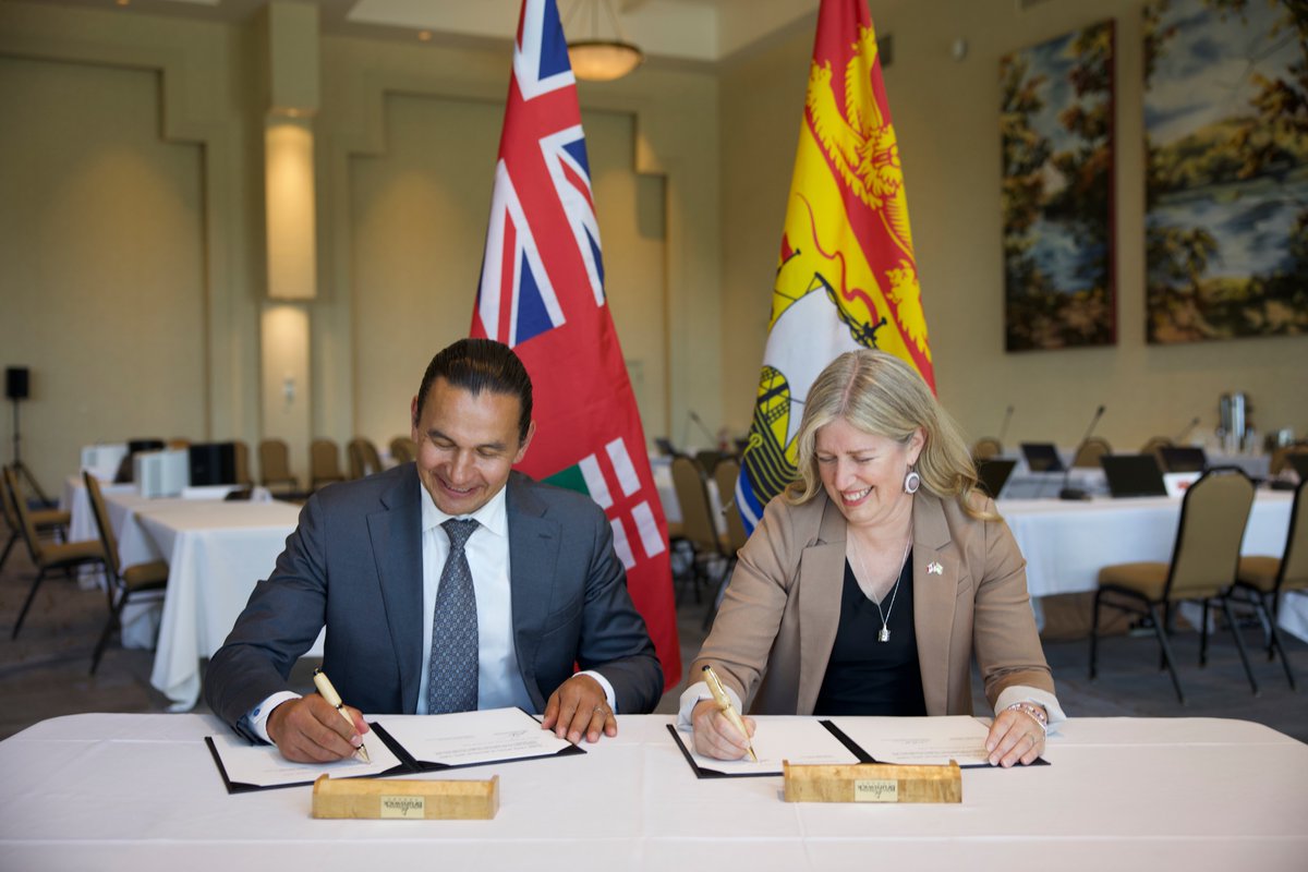 susanholt's tweet image. New Brunswick🦞 & Manitoba 🦬 are joining forces to boost free trade and labour mobility across Canada! 🇨🇦
We're committed to working with our neighbours to create more opportunities, reduce barriers and create a stronger, more unified Canadian economy. Thank you Premier…