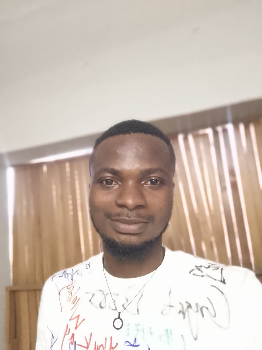 aniefonokon55's tweet image. From “Hello World” to signing out in style.
Debugged the stress, compiled the knowledge, now I’m launching into the real world.
Computer Science journey complete. Jacob out.
Petroleum engineering loading...
#CodeComplete #SignedOut #CSGraduate2025