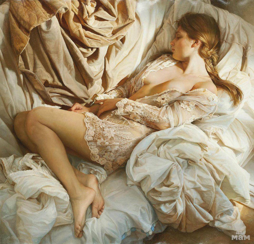 Sergey Marshennikov is a Russian artist who is known for his oil portraits created in the hyperrealist style.