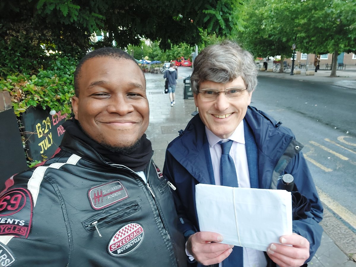 NeilSalt2019's tweet image. Good to be back door-knocking in Clapham Town ward on Mon with @PromJPhillips & hearing that our key issues of focus are chiming with local residents:
- working with local police & encouraging the reporting of all crimes
- protecting Clapham Common
- improving Clapham's transport
