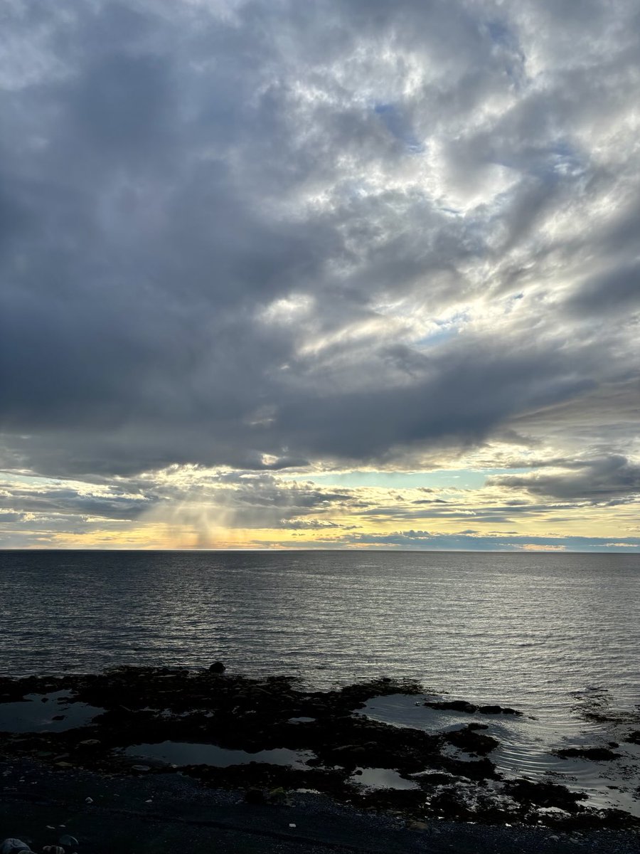 NMatanais's tweet image. Le fleuve St-Laurent aujourd’hui #SteFélicité #Matanie #Gaspésie #Québec