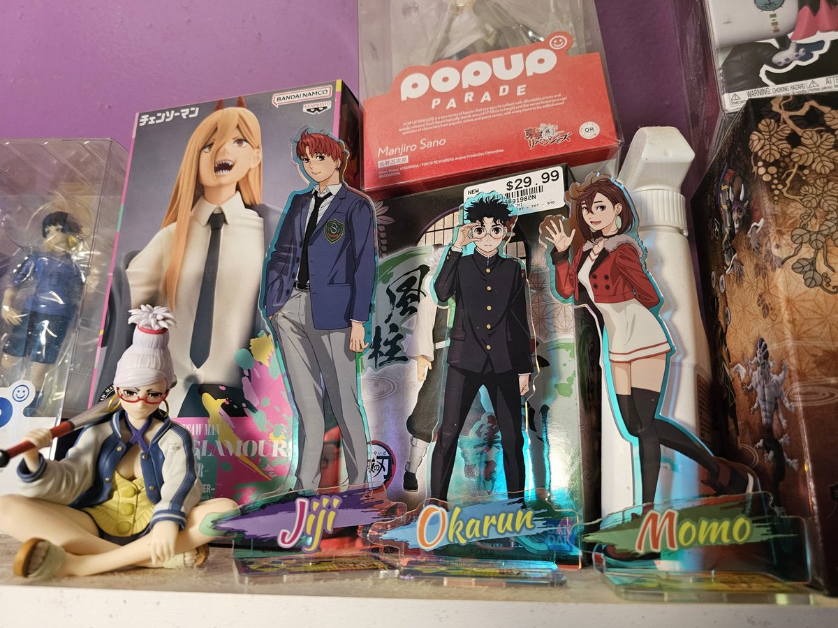 HostOfEvilEye's tweet image. (Not me finally putting these up after months but look how tall my boy is compared to Momo and Okarun?? And like he's built?