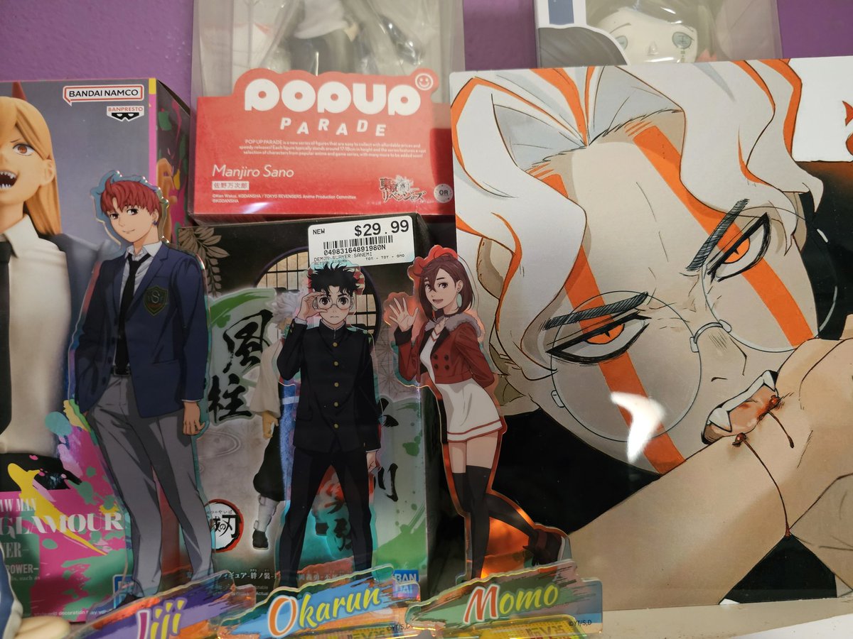 HostOfEvilEye's tweet image. (Not me finally putting these up after months but look how tall my boy is compared to Momo and Okarun?? And like he's built?