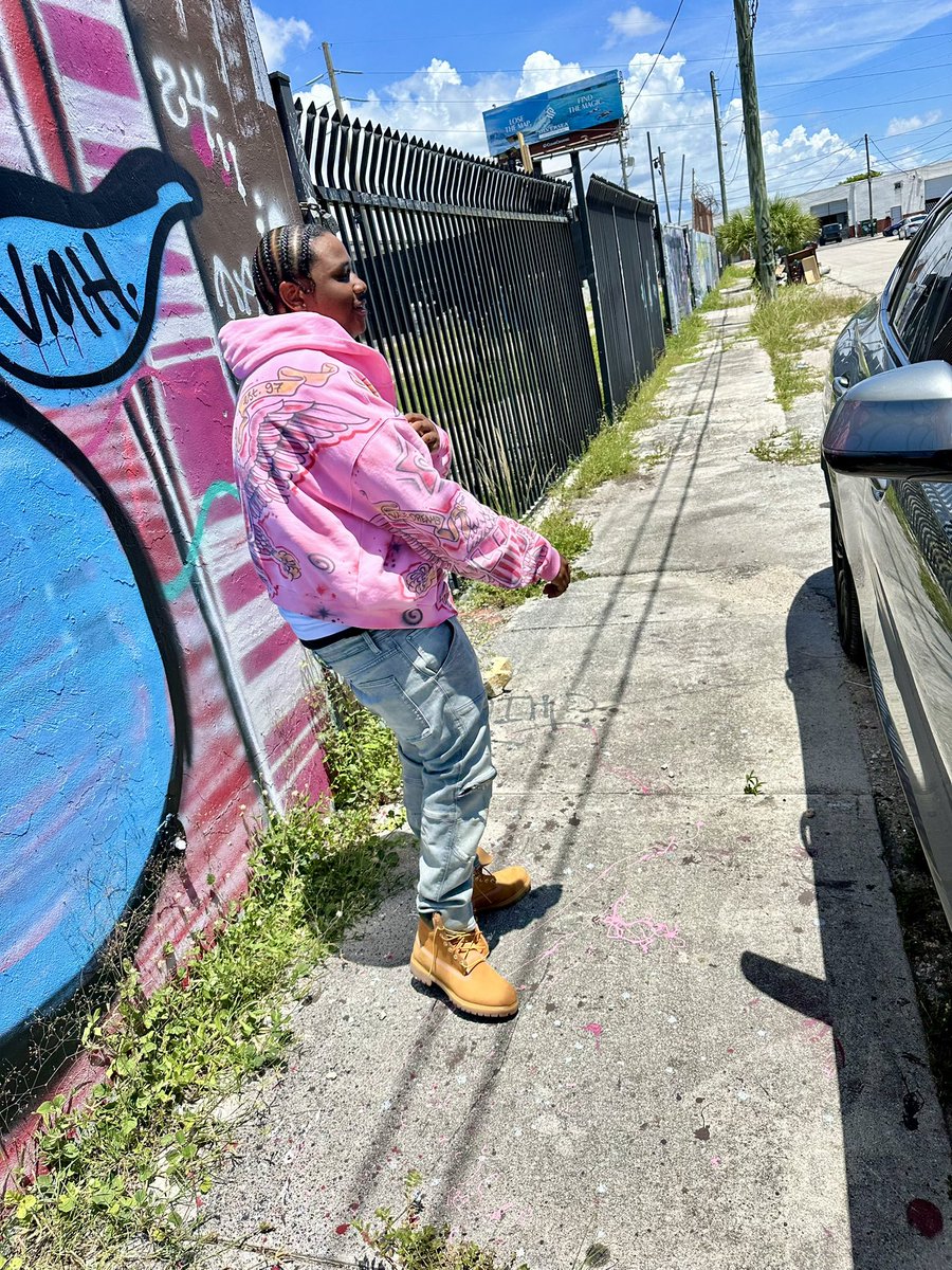 g_taybo's tweet image. ⭐️🦅#LLRON