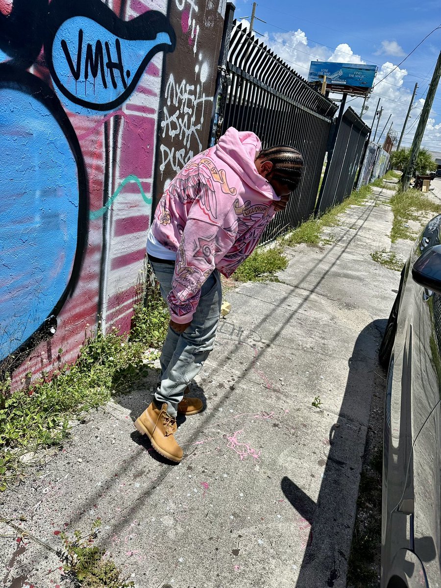 g_taybo's tweet image. ⭐️🦅#LLRON