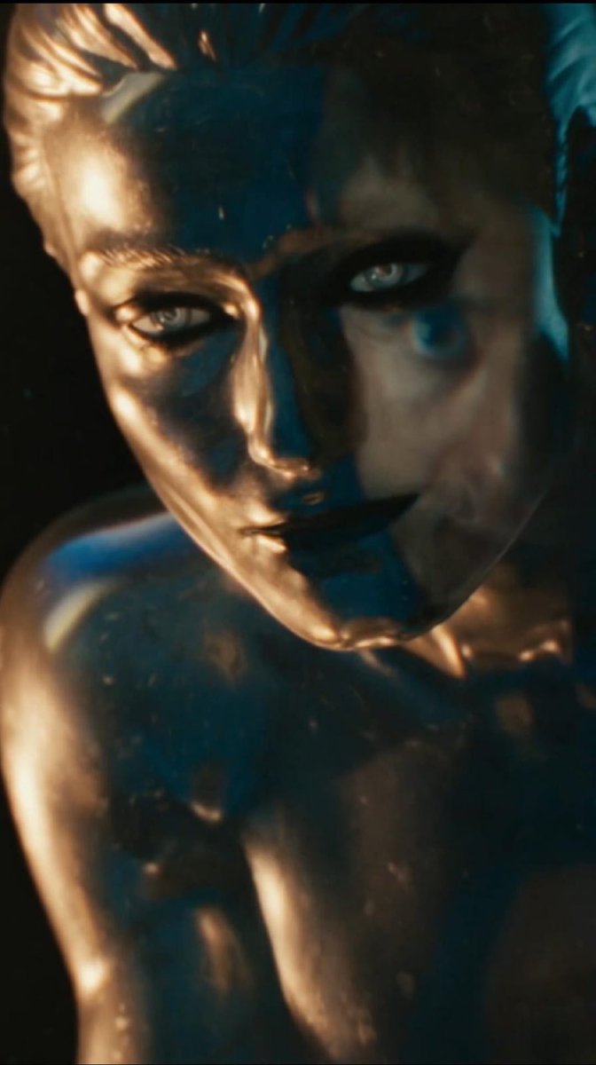 Mar_Tesseract's tweet image. New look at Julia Garner as Silver Surfer in #FantasticFour