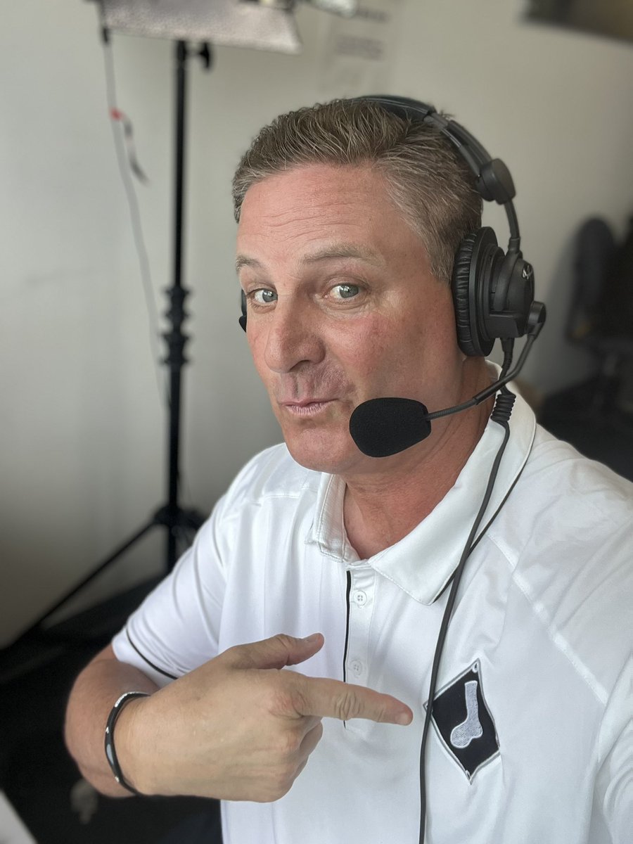 Plesac19's tweet image. Let’s go @whitesox faithful… about 30 min before 1st pitch … the “Southside Rally Polo” is ready … smelling a 4bagger with swagger … 6:30pm CT only on @CHSN__ .