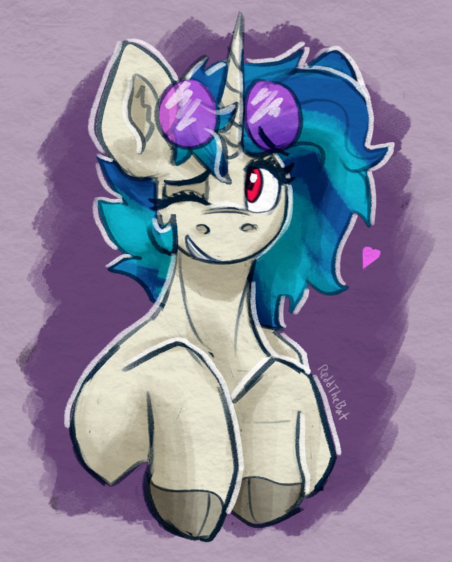 ReddTheBat's tweet image. experimenting with rendering styles- have a Vinilloid