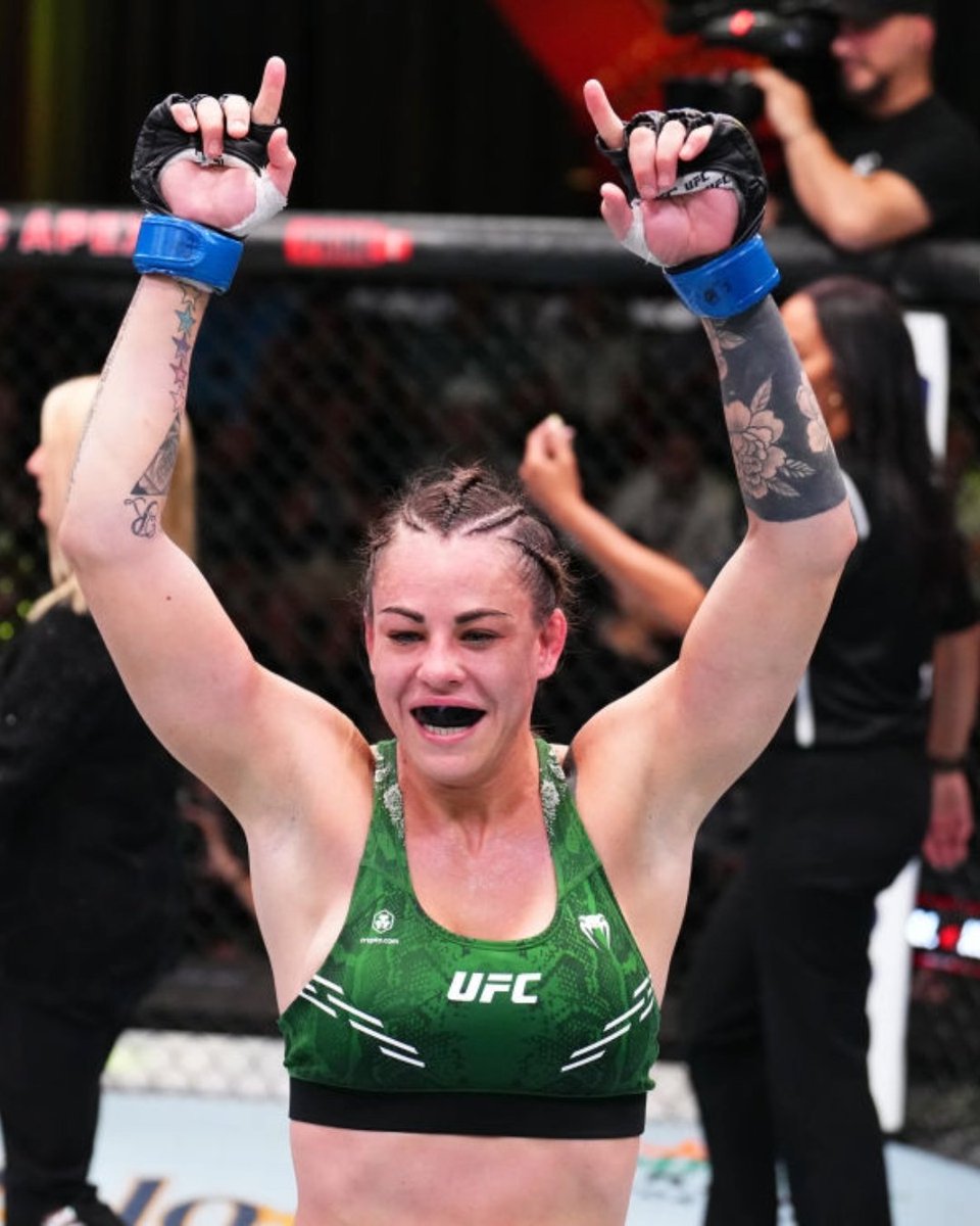 UFCEspanol's tweet image. Montserrat Rendon 🇲🇽 regresa el 13 de septiembre en Noche UFC! Buscará arruinar el debut de Alice Pereira en un choque de peso gallo! 👀
Los boletos salen a la venta este Viernes 25 de Julio ➡️ bit.ly/4eZBaeA
#NocheUFC | Sáb 13 de septiembre 🇲🇽