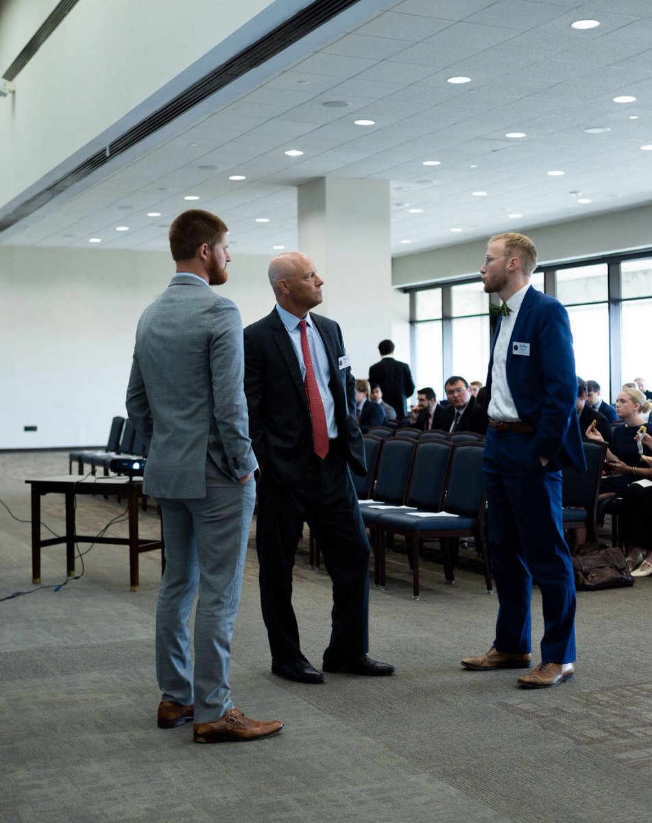 AmericanFreedom's tweet image. Great turnout today on Capitol Hill for our Tariffs 101 briefing today!
With 100+ staffers in attendance, @DavidBahnsen, @PhilWMagness, @DominicJPino, and AAF Chairman @marctshort broke down everything to know about the tariff issue.