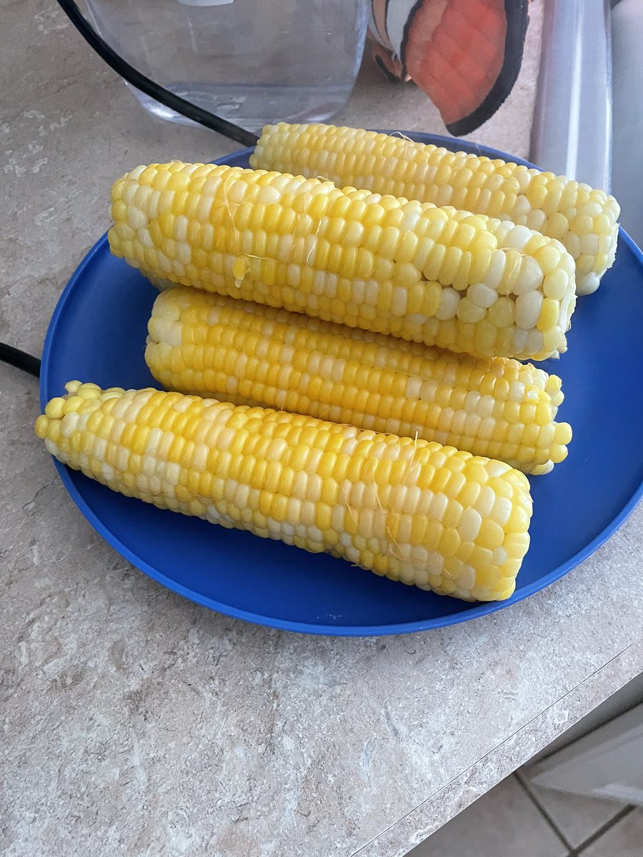 DaleGriddy's tweet image. Indiana corn &amp;gt; Iowa corn 

Hoosiers by 2 scores #iufb
