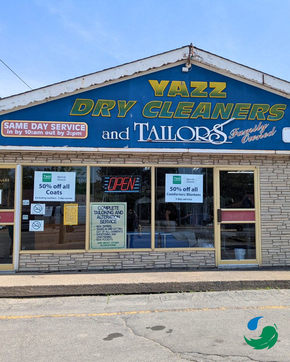 greenearth's tweet photo. Andy stopped by Yazz Cleaners in Fonthill, Ontario for a G Series machine startup—great to see this long-standing Affiliate continuing to invest in sustainable innovation and top-tier service with GreenEarth Cleaning!👏  

#TechnicalVisit #GreenEarthCleaning #AffiliateSupport https://t.co/hItSOugiZt