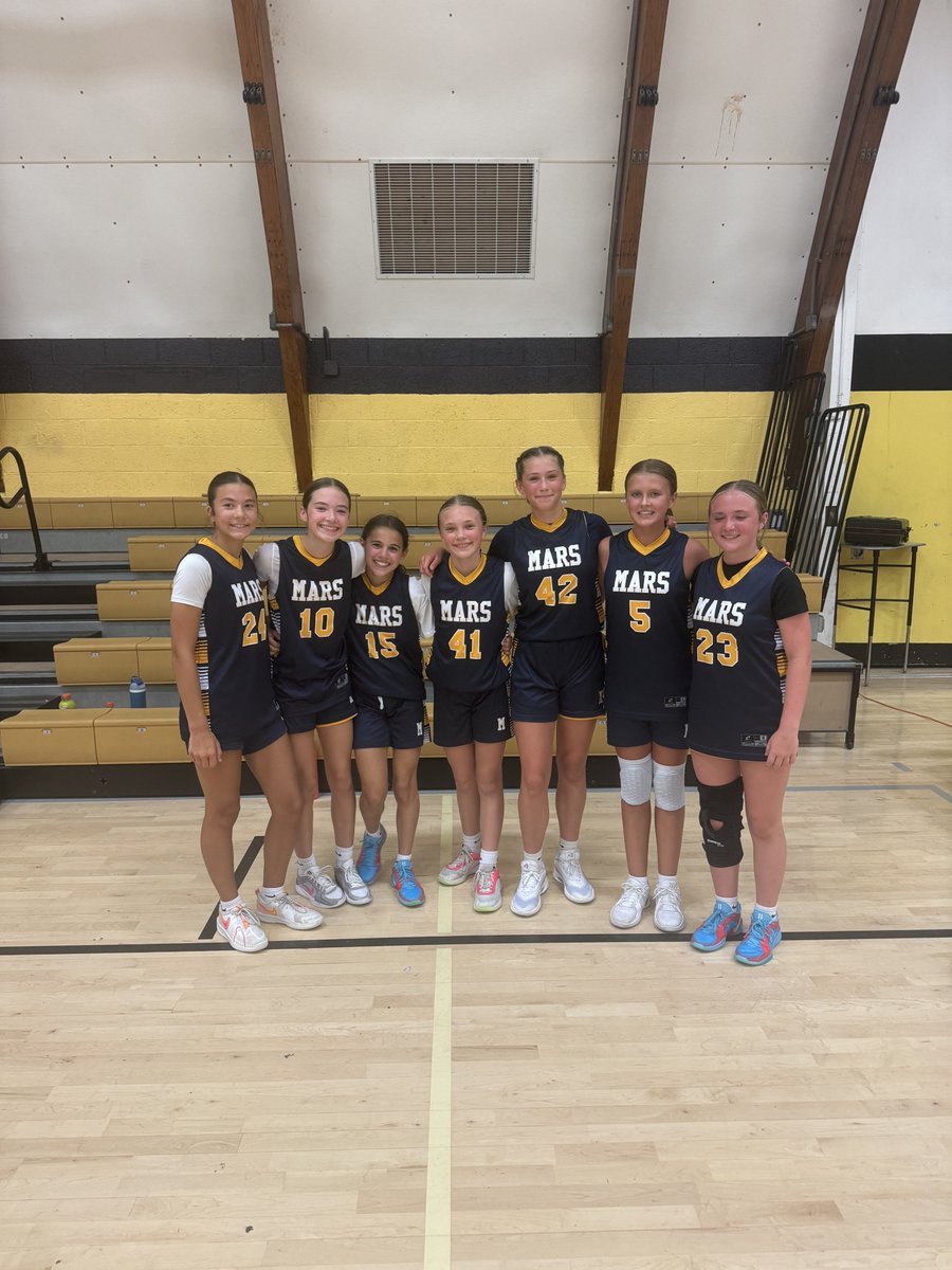PYBL412's tweet photo. Middle School Girls Silver Championship:
Mars Blue 34 I Winchester Thurston 2
"Playoff Mars Basketball is Different" over heard as a family exits the gym after a huge win to give Mars Blue a spot in the semifinal round! https://t.co/lmcQftpDWz