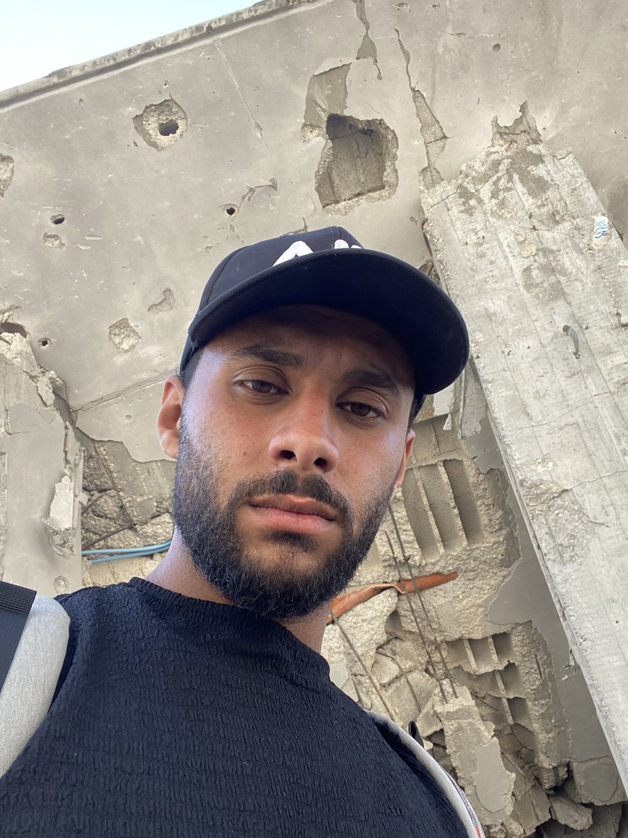 SakherInGaza6's tweet image. βI havenβt eaten in 3 days. I just want food. I walk a little and feel dizzy β my stomach is empty.β
3 replies β even dots or π΅πΈπβ can break the algorithm.
gofund.me/459d365f