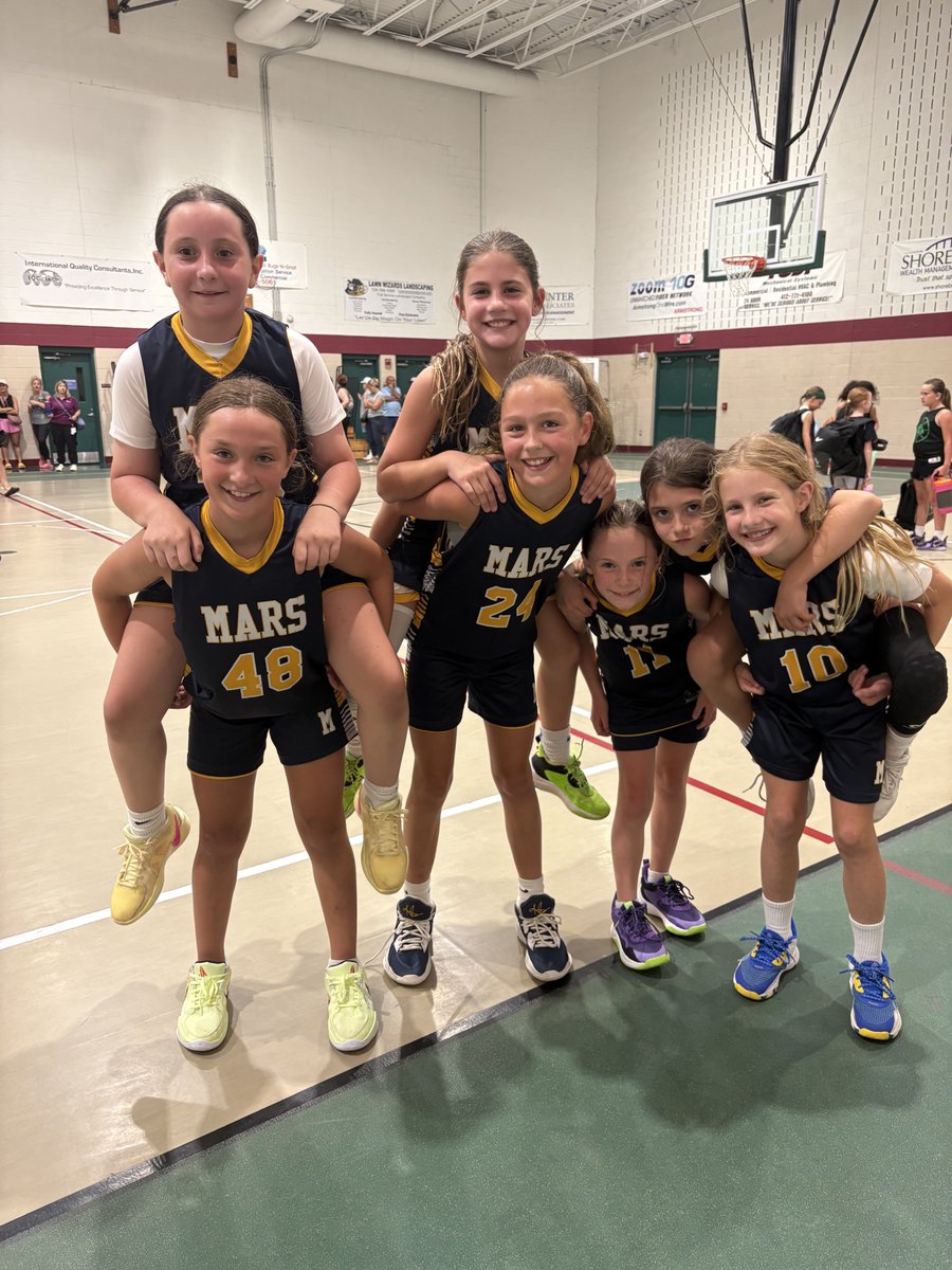 PYBL412's tweet photo. 4th Grade Girls Gold:
Mars 22 - Shaler 0
Mars completes the shut out to send their squad to the Championship round! https://t.co/n4Uotx24Hq