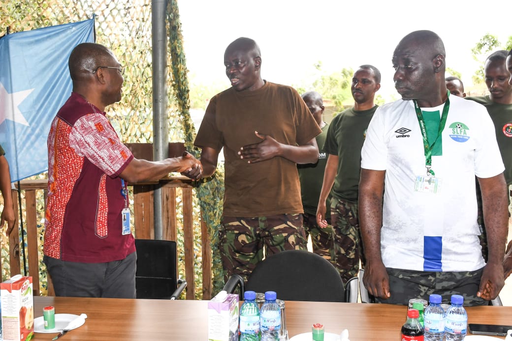 aussom_'s tweet image. #AUSSOM Sector II Commander, Brig. Edward Banda, yesterday, hosted a farewell event in honour of the outgoing Sierra Leone Formed Police Unit Contingent V (SLFPU V) at the Sector Headquarters in #Kismayo.
Brig. Banda commended SLFPU V for their resilience, professionalism, and…