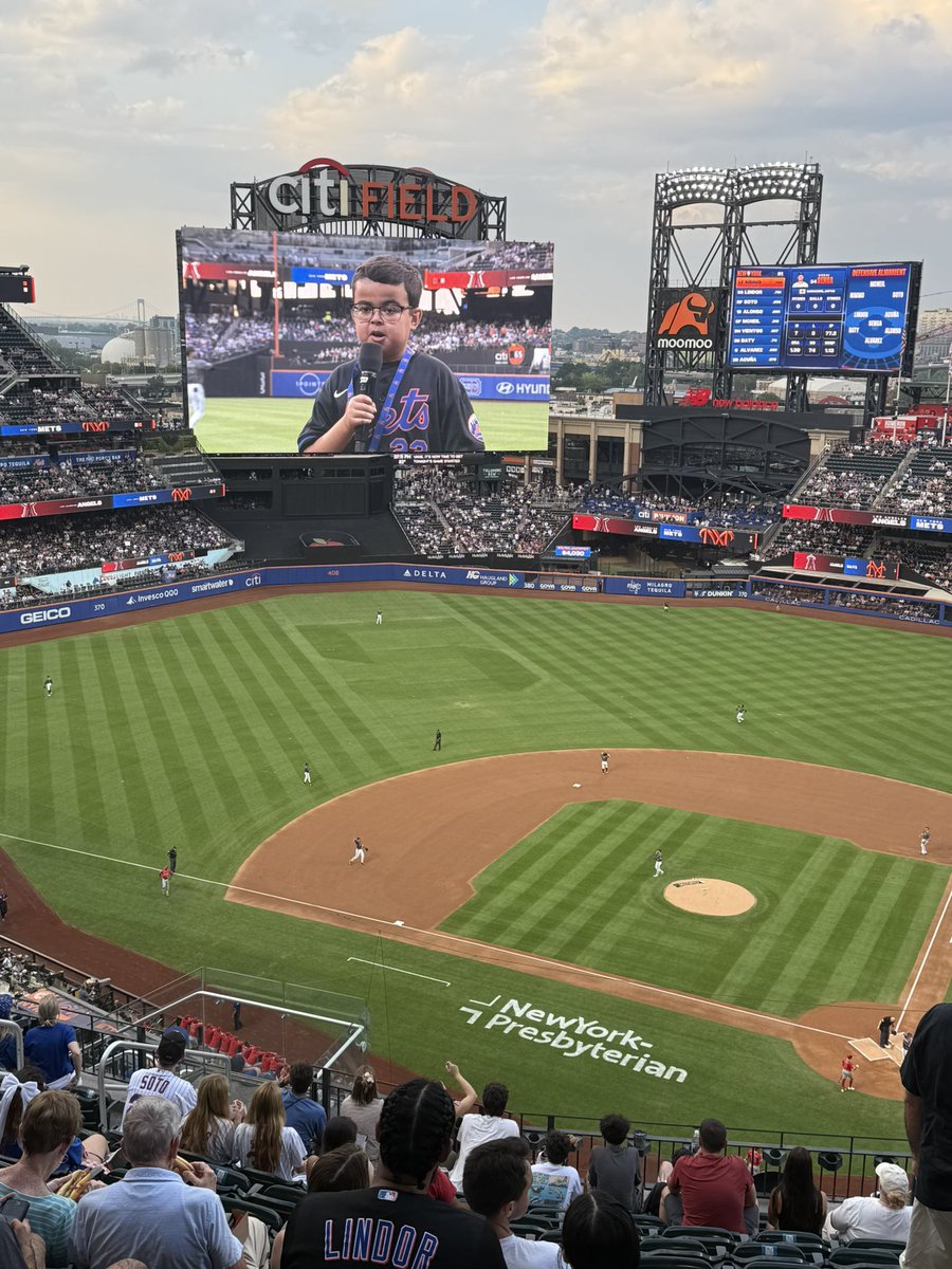 Michael_Pars0ns's tweet image. We here!