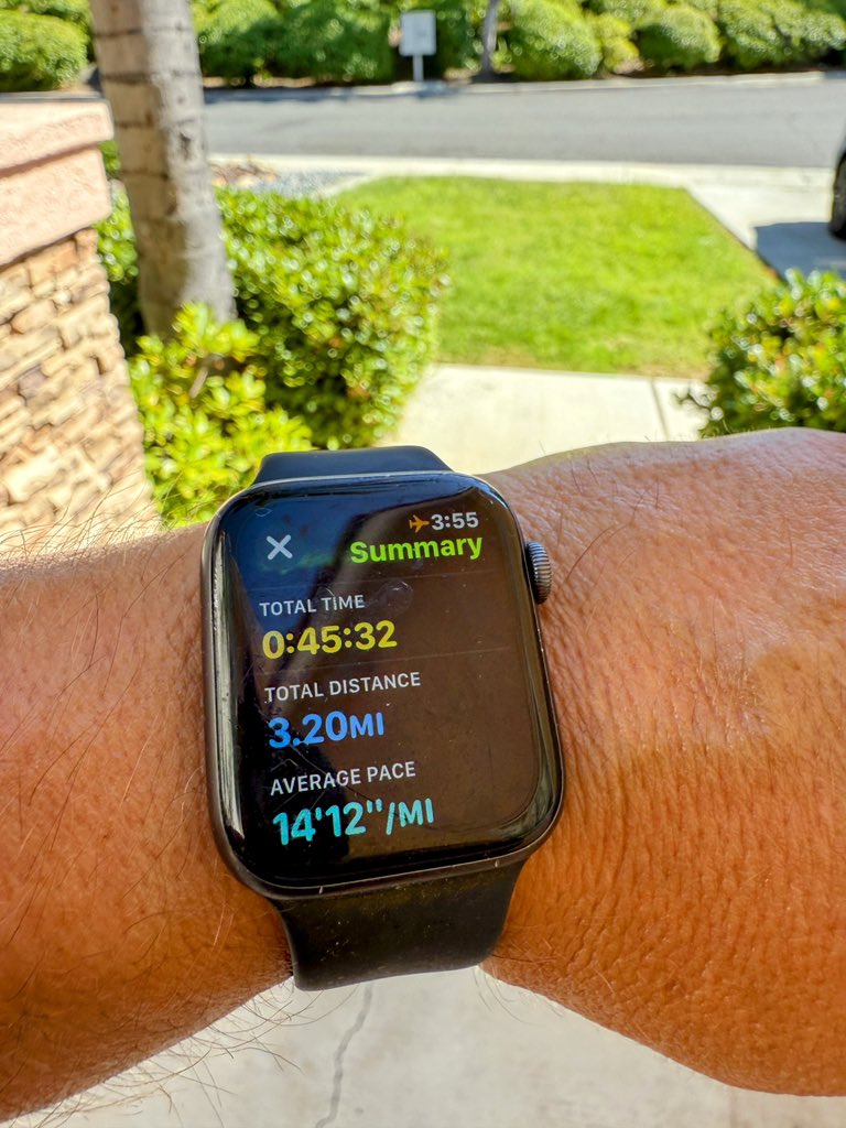 NightshiftWorkr's tweet image. I have a love / hate relationship with running, okay I mostly loathe running 😆