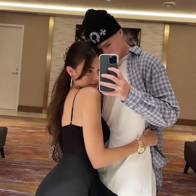 madisonchart's tweet image. Nick Austin responds to claims of leeching off Madison Beer after unfollowing her on TikTok too:
“you got me man”