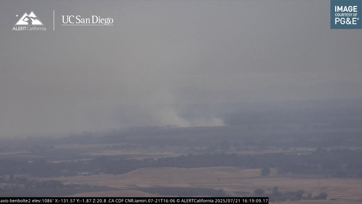 CAWildfiretrack's tweet image. New start in Elk Grove, Sacramento County. This is the #MooneyFire and is moving at a rapid rate of spread on both sides of the creek.
Additional resources have been requested.