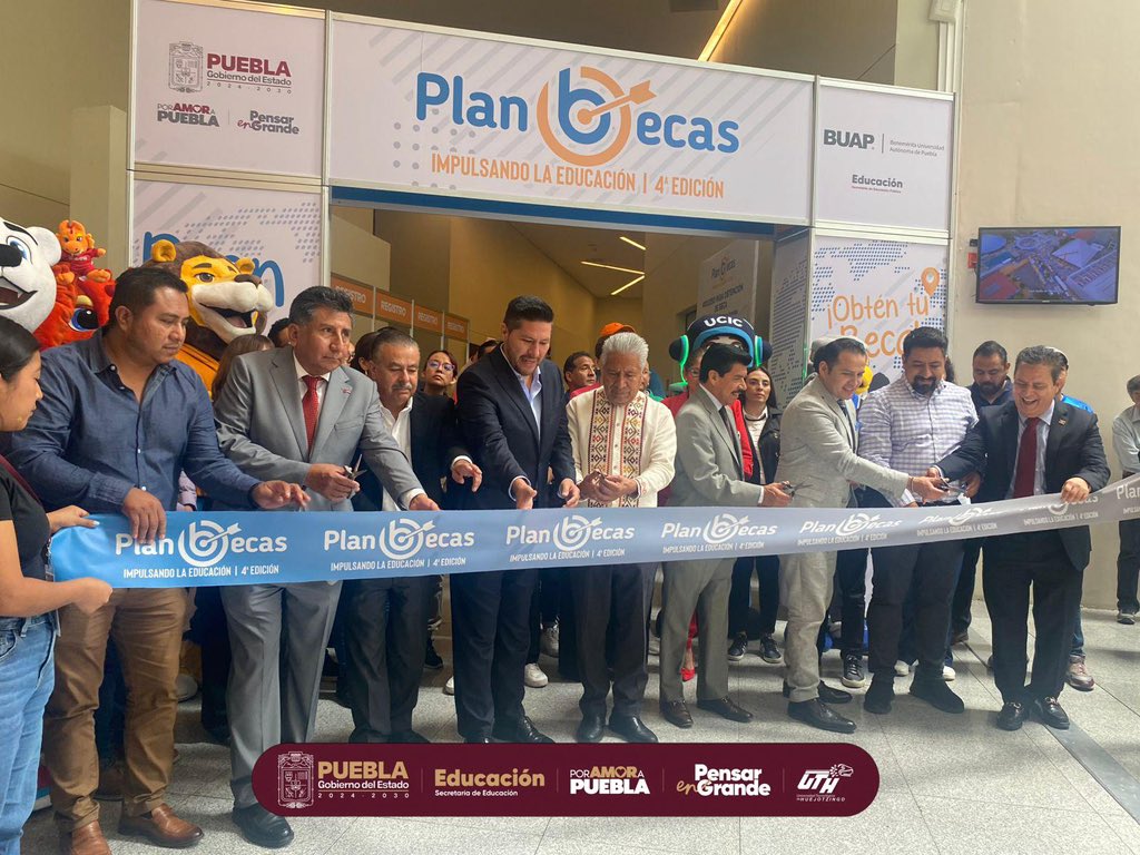 uthuejotzingo's tweet image. 📚En el marco de las estrategias del gobernador Alejandro Armenta, la UTH se suma a brindar más espacios educativos, dando a conocer la oferta educativa en el Plan de Becas… 

facebook.com/share/p/1AsD1A…

#PorAmorAPuebla #PensarEnGrande #PlandeBecas #OfertaEducativa #GuerrerosUTH