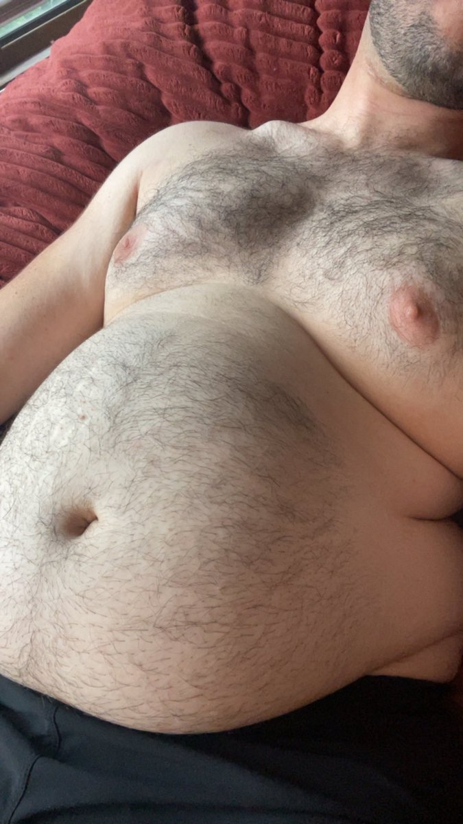 Got this gut filled up 🐷 come give it rubs