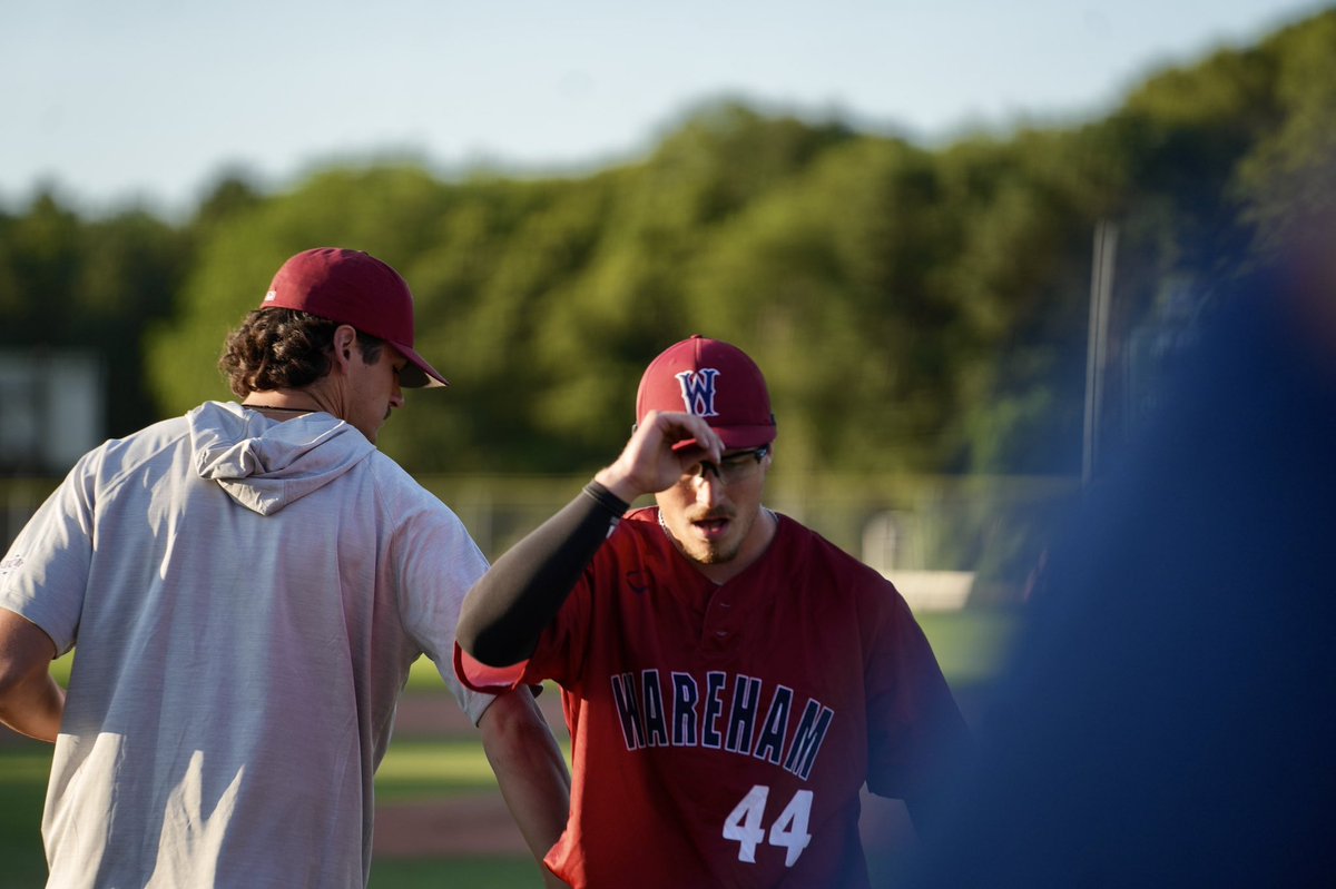 WarehamGatemen's tweet image. TJ Schlageter (@LouisvilleBSB) Shoved!
2.1 IP
0 H
0 ER
1 BB
6 K
#GuardTheGate #GoGatemen