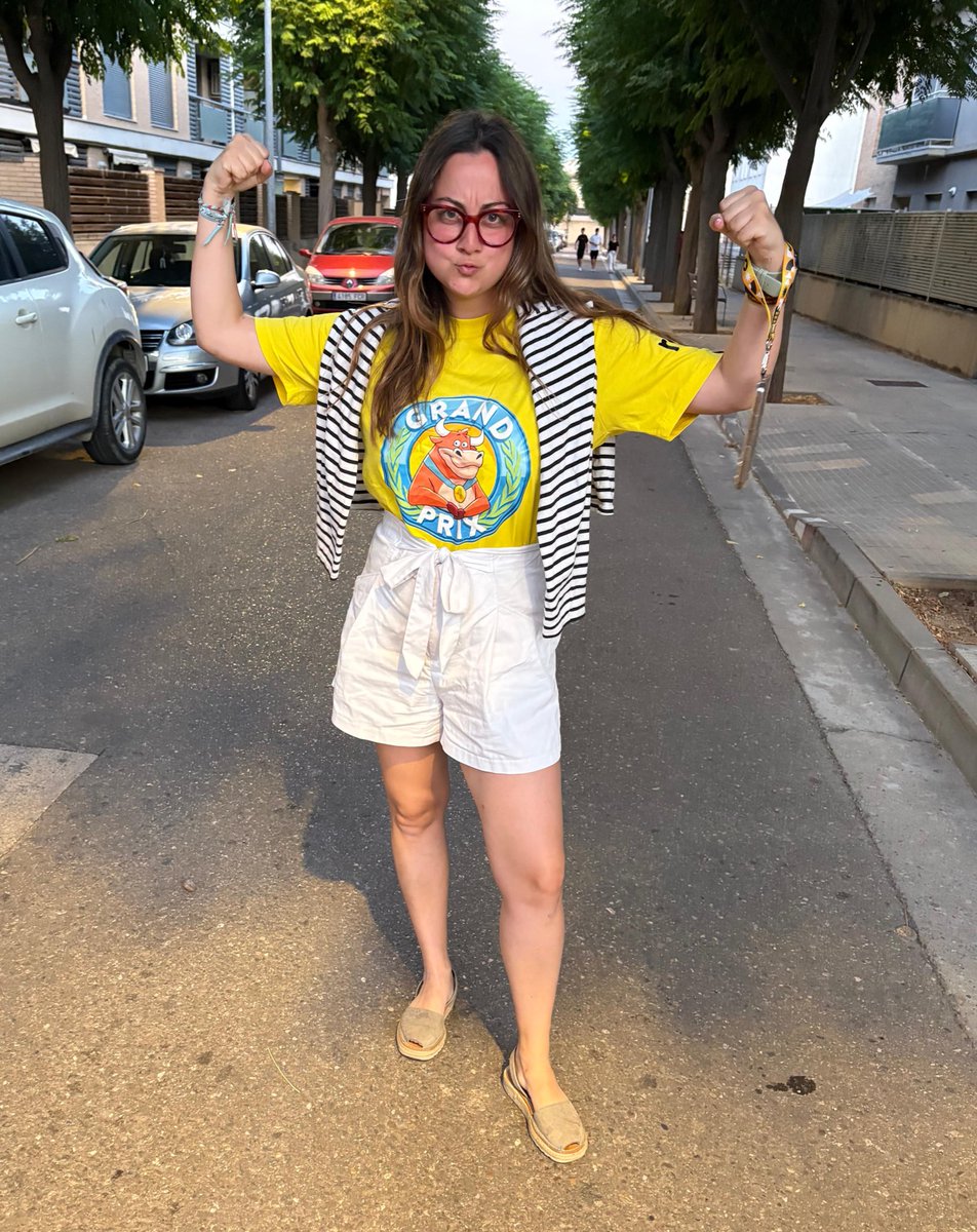 albaroyog's tweet photo. ha sido una de las experiencias más guays de mi vida!!!! VIVA MI PUEBLO! VIVA ALAGÓN!!! #GrandPrixTVE 🥰🥰🥰🥰🥰🥰🥰 (la hija de la peluquera os quiere) 💘 https://t.co/KipB8CpiOh