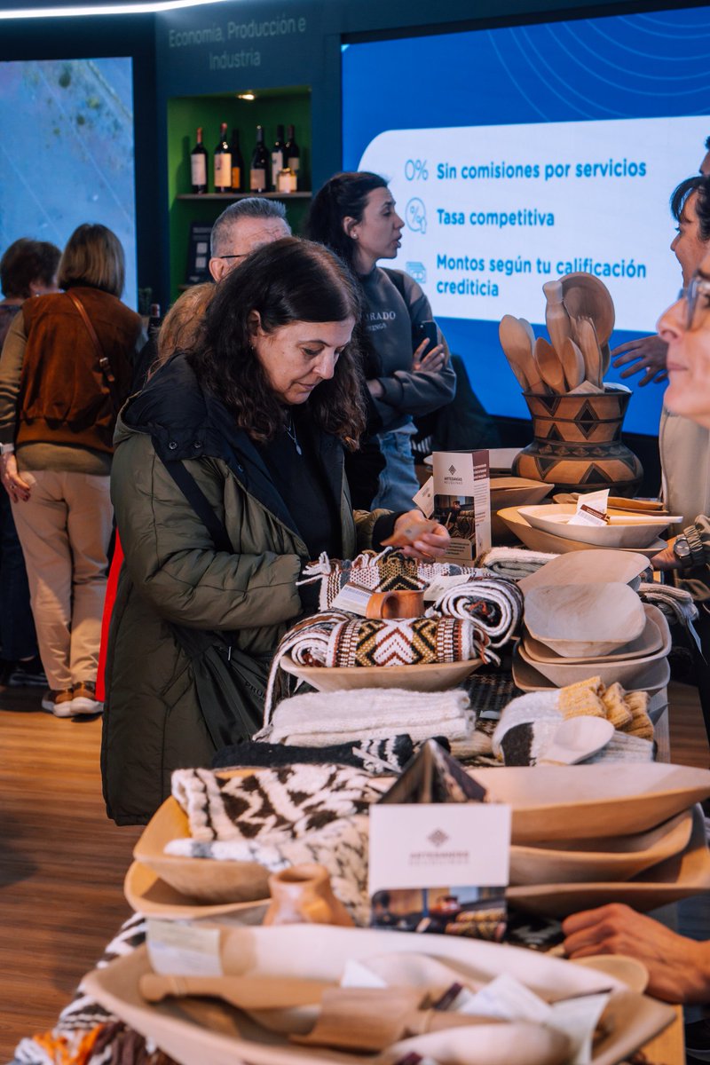 neuquentur's tweet image. 🐎✨ Así vivimos la Expo Rural 2025
Durante estos días, turismo dijo presente en Buenos Aires con todo su potencial: destinos de nieve, gastronomía regional, vinos patagónicos, naturaleza y cultura… ¡Todo esto es Neuquén!
💥Desde el stand, miles de personas conocieron de cerca…