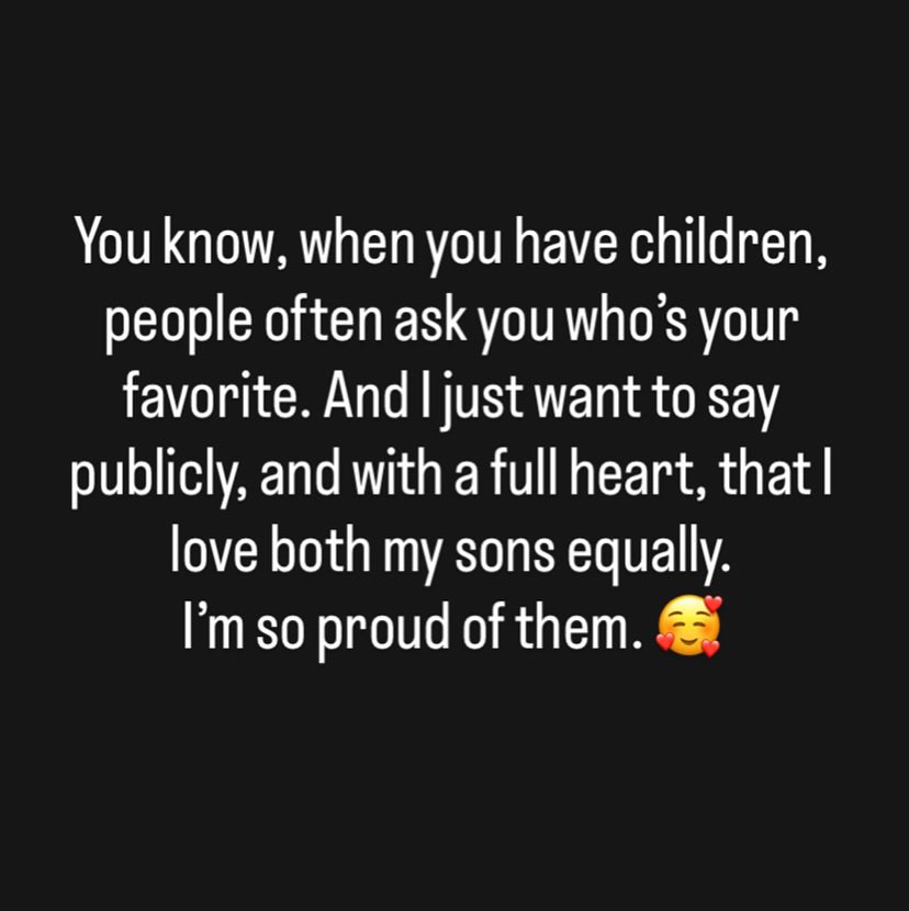 Rock 95.5 Chicago (@rock955chi) on Twitter photo A single dad who works two jobs who loves his kids and never stops with gentle hands and a heart of a fighter 🖤 <a href="/Billy/">William Patrick Corgan</a> <a href="/gerardway/">Gerard Way</a> <a href="/mikeyway/">Mikey Way</a> A single dad who works two jobs who loves his kids and never stops with gentle hands and a heart of a fighter 🖤 <a href="/Billy/">William Patrick Corgan</a> <a href="/gerardway/">Gerard Way</a> <a href="/mikeyway/">Mikey Way</a>