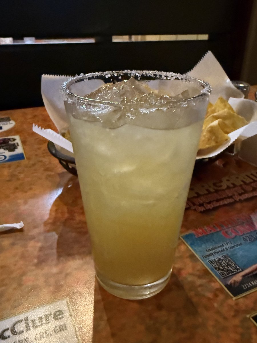 wjwheeler54's tweet image. Cheers from Las Margaritas here in Cleveland (TN). Ready to put a bow on this Monday. Love and appreciate all y’all. @Patron top shelf margaritas.