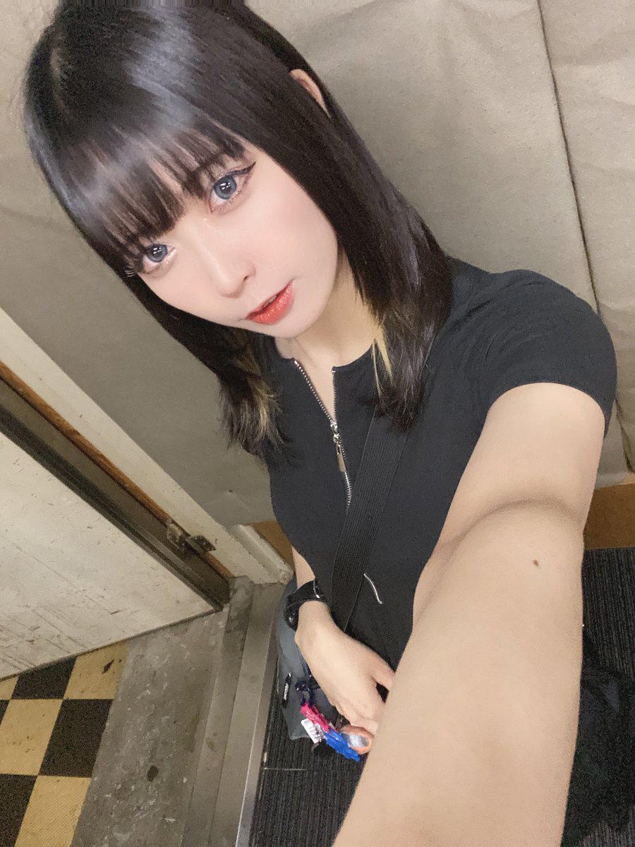 おはよ〜🥱
名古屋東京はしゃぎすぎた❗️
７月残りは🗼🗼🗼🗼🗼