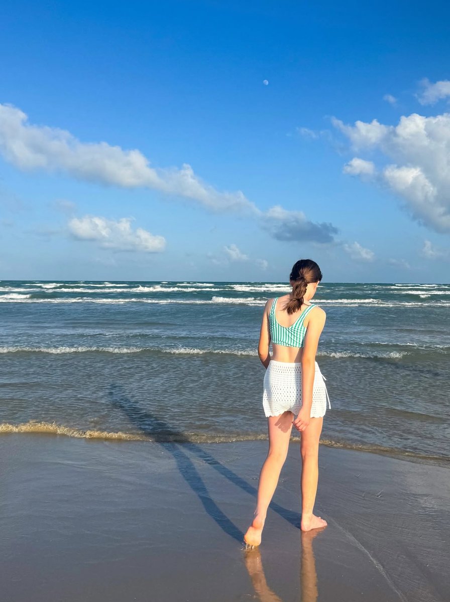 PortATexas's tweet image. Less Monday, more beach day!🌊🏖️🌴☀️

📸 Natalie Turner