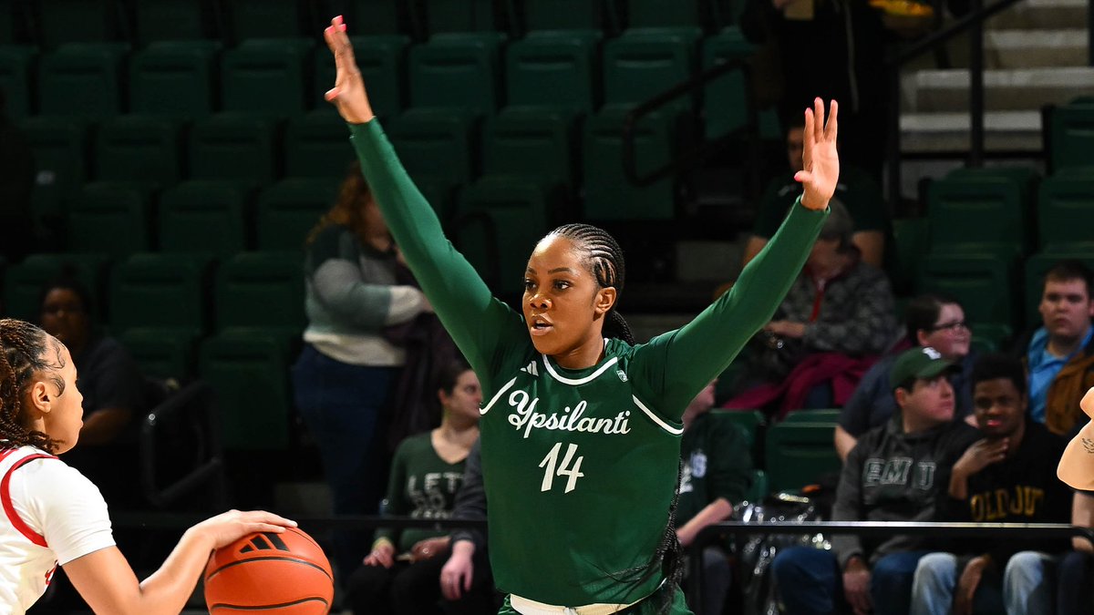 EMUWBB's tweet image. Eleko Shines at First Day of FIBA 3x3 Tournament

The EMU senior led Team Canada to a 2-1 day and is currently tied for second in scoring amongst all women

📰tinyurl.com/e3w4y3k6

#EMUEagles | #GreenLightGO