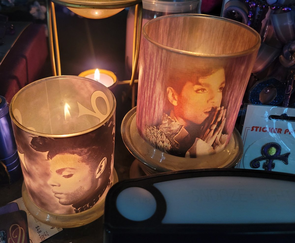 Today is that day 💜
#Candle4Prince